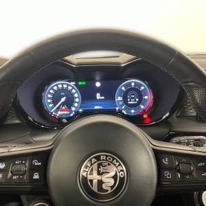 Alfa Romeo Tonale 1.6 MULTIJET Ti - 3 godine jamstva