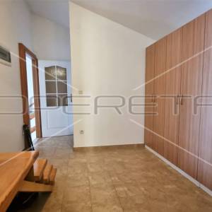 Apartmanski objekt u centru grada, 224 m2,  Biograd na moru 