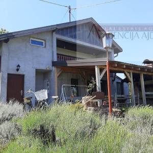 Baranja Draž planina vikendica 100 m2 na parceli od 6400 m2