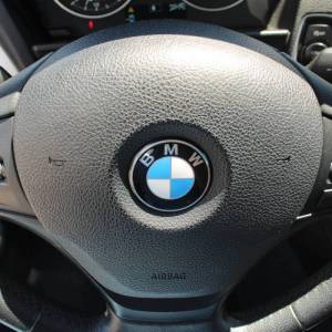 BMW serija 1 114d reg 4/2027