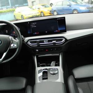 BMW serija 3 318d AUTOMATIK *LED, NAVIGACIJA, KAMERA*