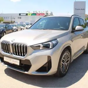 BMW X1 xDrive 23i AUTOMATIK M-paket *LED, NAVIGACIJA, KAMERA*