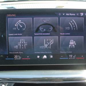 BMW X1 xDrive 23i AUTOMATIK M-paket *LED, NAVIGACIJA, KAMERA*