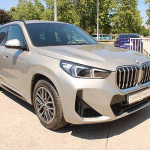 BMW X1 xDrive 23i AUTOMATIK M-paket *LED, NAVIGACIJA, KAMERA*