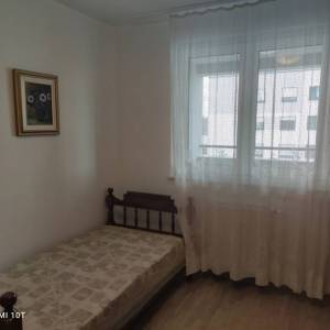 Borongaj, uređen i opremljen 3-sobni stan, blizina svih sadržaja