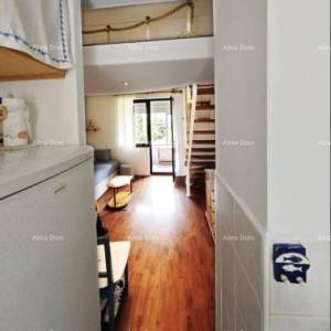 ČERVAR PORAT - Ureden duplex stan s balkonom, 38 m²