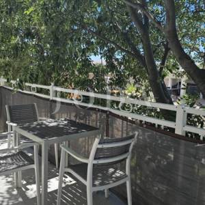 Cesarica kuća sa 6 apartmana 1.red do mora