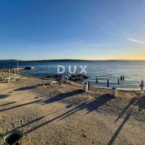 CRIKVENICA, DRAMALJ - stan u zelenoj oazi, sa pogledom na more