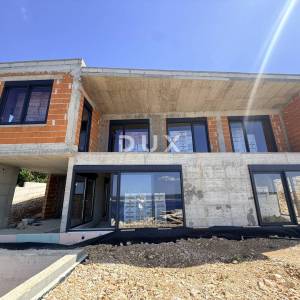CRIKVENICA, DRAMALJ - Vila na osami s grijanim bazenom i welnessom, panoramski pogled na more