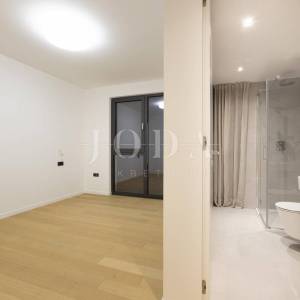 Crikvenica – Moderna vila s bazenom i pogledom na more