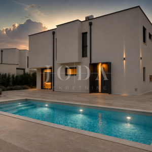Crikvenica – Moderna vila s bazenom i pogledom na more