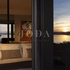 Crikvenica – Moderna vila s bazenom i pogledom na more