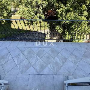 CRIKVENICA - Stan u novijoj zgradi blizu mora i centra!