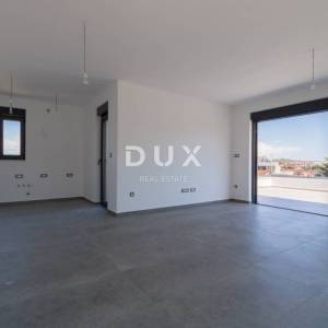 DALMACIJA, MURTER - Penthouse 300m od plaže!