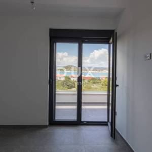 DALMACIJA, MURTER - Penthouse 300m od plaže!