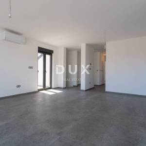 DALMACIJA, MURTER - Penthouse 300m od plaže!