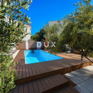 DALMACIJA, VODICE – Privatni mini resort s 4 apartmana i bazenom, 300 m od centra
