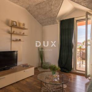 DALMACIJA, VODICE - Villa "Bougainvillea" u srcu grada