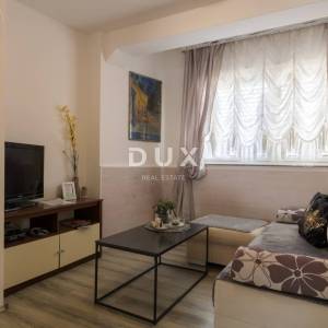 DALMACIJA, VODICE - Villa "Bougainvillea" u srcu grada