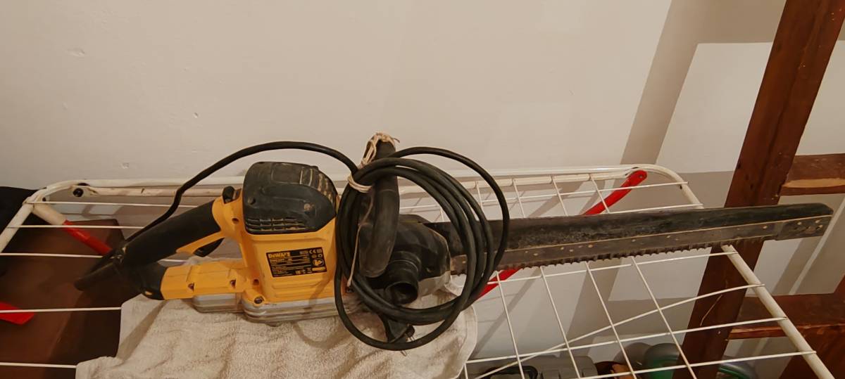 DeWalt ALIGATOR PILA ZA BLOKOVE