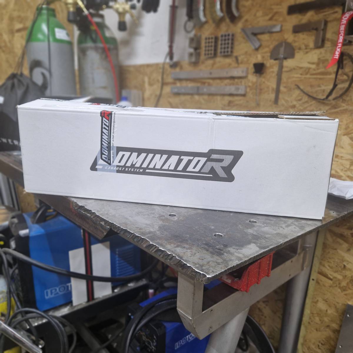 DOMINATOR