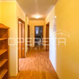 Drage – kuća s 3 stana, 500 m od mora i plaže
