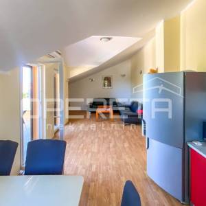 Drage – kuća s 3 stana, 500 m od mora i plaže