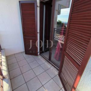  Dramalj studio apartman sa parkingom