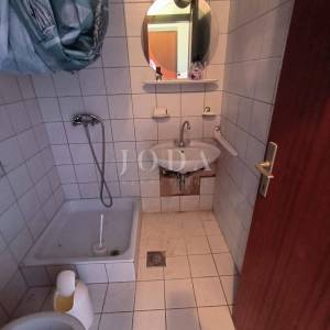  Dramalj studio apartman sa parkingom