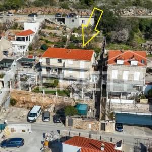 Dubrovnik: kuća s pogledom na more i parcelom od 2.042 m2