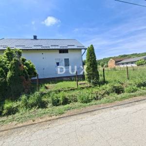 DUGO SELO - Imanje s potencijalom – kuća, gospodarski objekti i velika okućnica