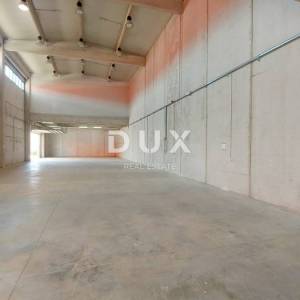 DUGOPOLJE - Reprezentativni poslovno-proizvodni centar 3.559 m² + 2.876 m² manipulativnog prostora, TOP LOKACIJA!