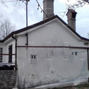 Duplex kuća u blizini Oprtlja, s dvorištem i pogledom na prirodu
