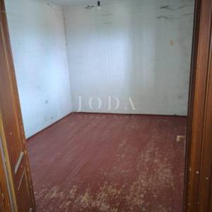 Dva stana i garsonjera,Brtonigla