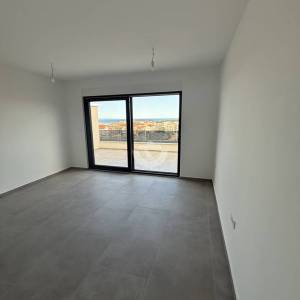 DVOETAŽNI STAN S OTVORENIM POGLEDOM NA MORE, 350 M OD MORA, POVLJANA - PAG