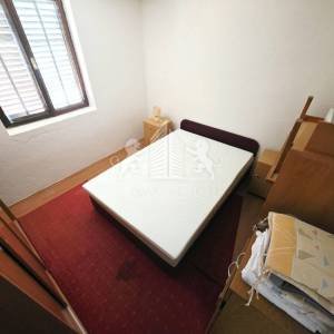 Dvojna kuća s 2 apartmana u Vrsima – 250 m od mora