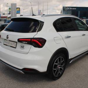 Fiat Tipo Cross GSE - nije uvoz