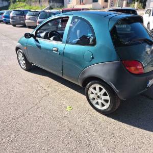 Ford Ka 1.3 i 44 kW bez hrđe 80000 km mala potrošnja