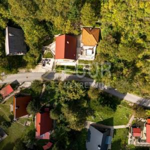 Gorski kotar, Fužine- Lič, kuća s wellnessom i konobom, turistički potencijal