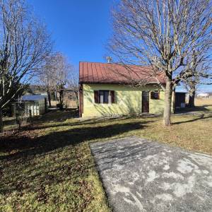 GORSKI KOTAR, FUŽINE, LIČ - veliko obiteljsko imanje s dvije kuće i garažom, spuštena cijena,investicijska  prilika!
