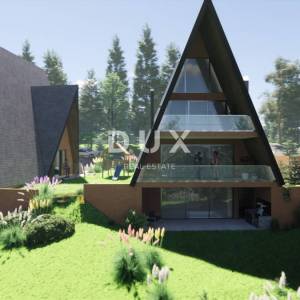 GORSKI KOTAR, STARI LAZ - zemljište s građevinskom dozvolom za izgradnju 4 planinske vile