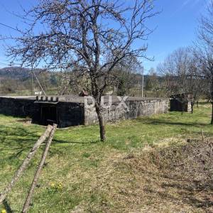GORSKI KOTAR, VRBOVSKO - zemljište za više objekata
