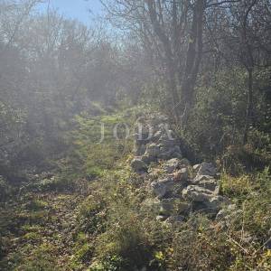 Građevinsko zemljište na atraktivnoj lokaciji,LABIN okolica