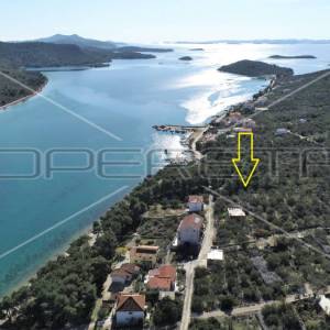 Građevinsko zemljište, pogled na more, 70m do mora,1343 m2,Kali,Ugljan