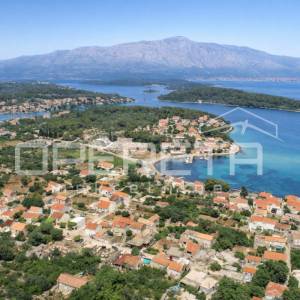 Građevinsko zemljište s pogledom na more - Lumbarda, 596 m2