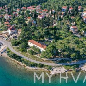 Hotel prvi red do mora