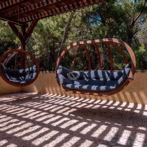 Hrvatska, Zadar, Vir - luksuzna vila s 3 apartmana i garažom, velikim parkingom i dvorištem,  191.32 m2, 30 m do plaže