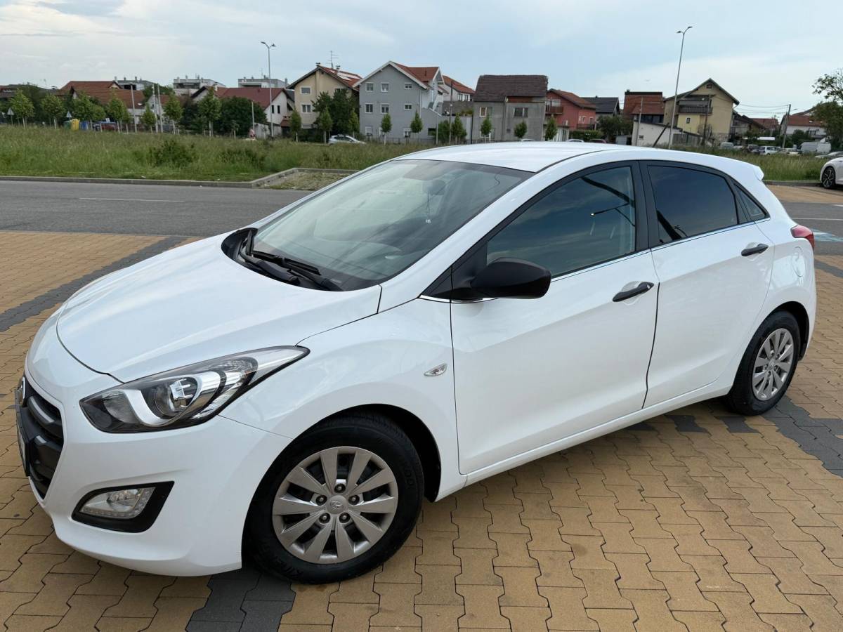 Hyundai I30 1.6 CRDI..2017g..Reg godinu dana..Nije uvoz..118000km
