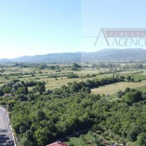 Imotski građevinsko zemljište 7803 m2 Glavina Donja