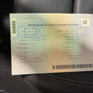 INSIGNIA SPORTS TOURER 1.5 Turbo D Business Elegance AUTOMATIK